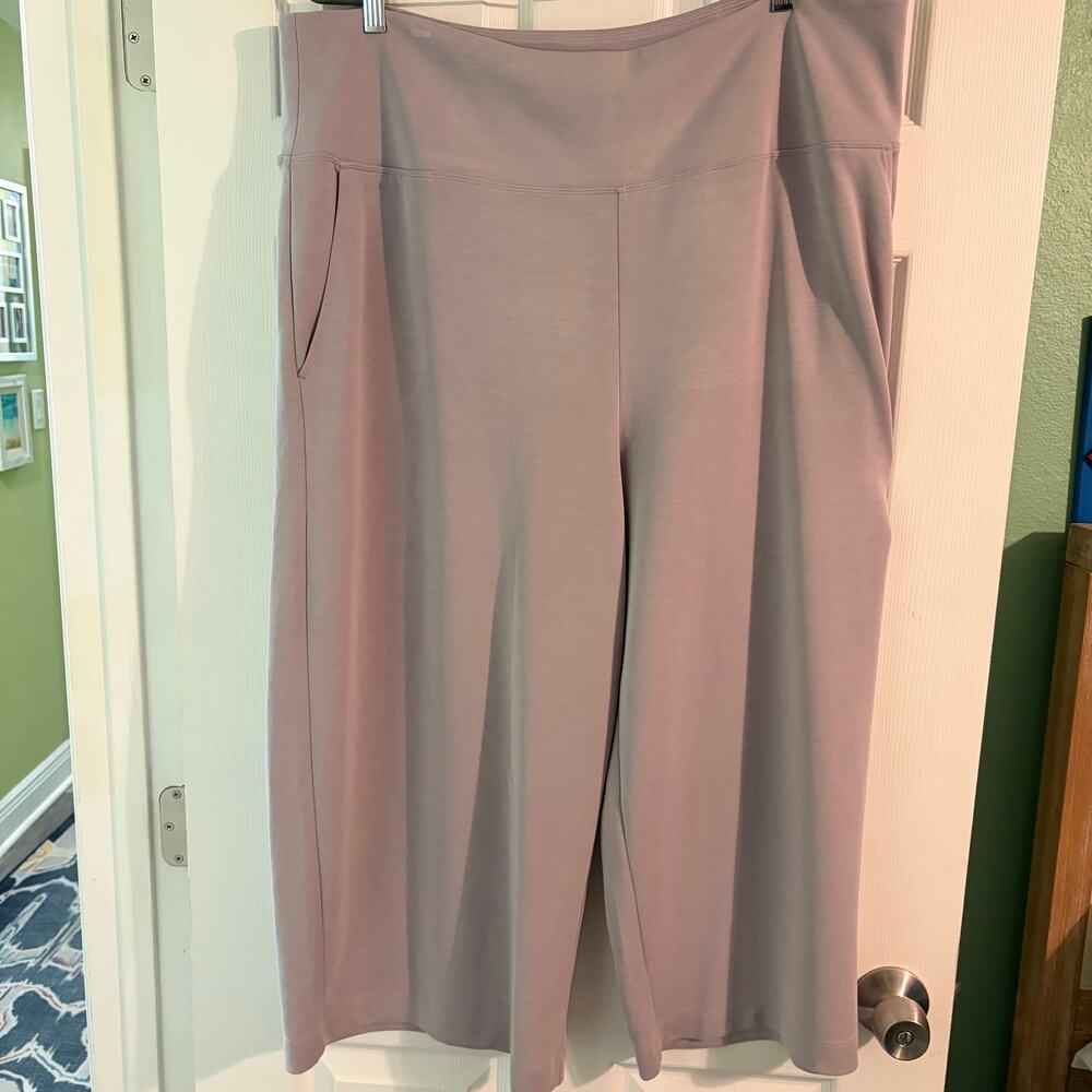Athleta Seasoft Wide Leg Crop Pant 2X Plus Mauve Gray Pull On Pockets - Picture 2 of 9